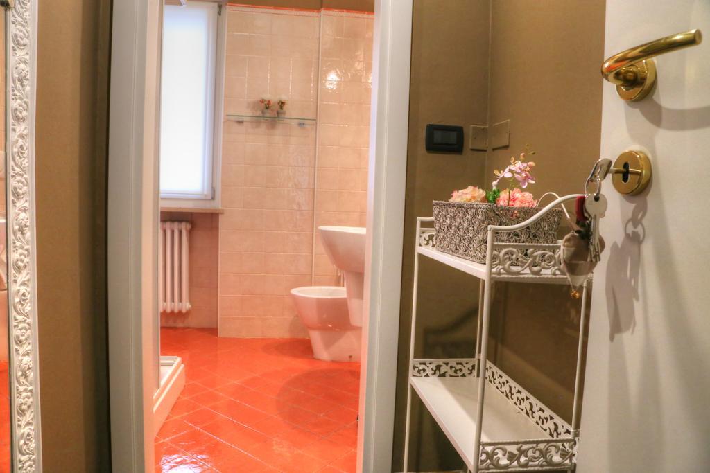 La Casetta Di Lina Rooms And Apartments Verona Eksteriør billede